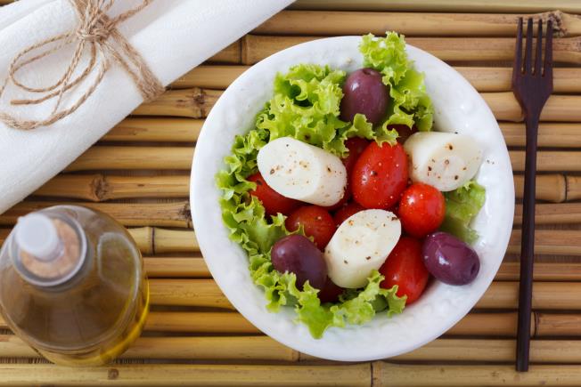 Salada de palmito pupunha e tomate